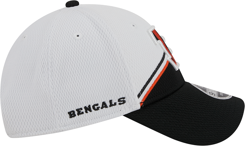 Cincinnati Bengals New Era 2023 Sideline 9FORTY Adjustable Hat - White/Black