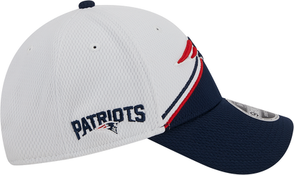 New England Patriots New Era 2023 Sideline 9FORTY Adjustable Hat - White/Navy