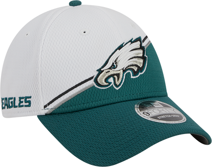 Philadelphia Eagles New Era 2023 Sideline 9FORTY Adjustable Hat - White/Midnight Green