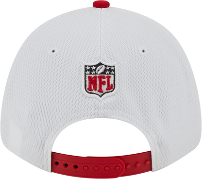 San Francisco 49ers New Era 2023 Sideline 9FORTY Adjustable Hat - White/Scarlet